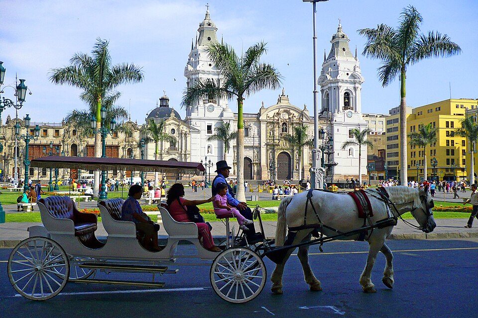 Historic Lima Through Its Huariques