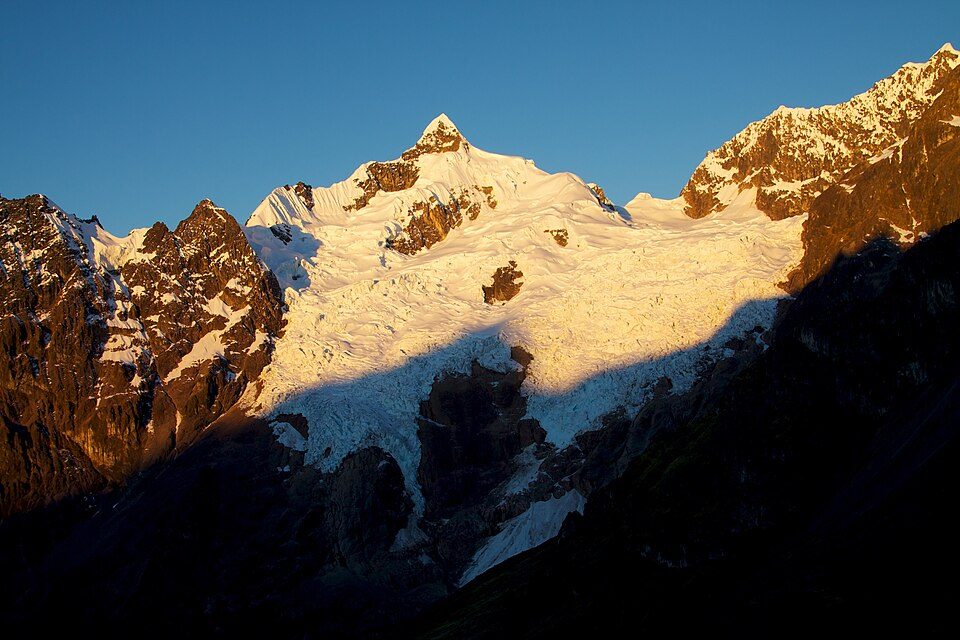 Lares