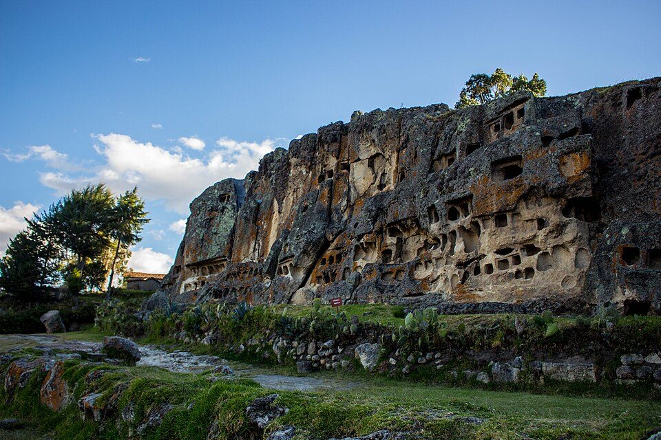 Ventanillas de Otuzco: Reading a Funerary Landscape
